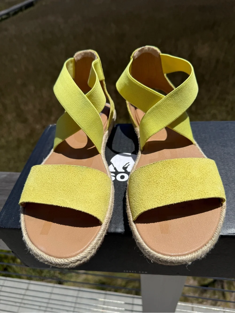 Sorel Ella II Yellow Crisscross Leather Espadrille Sandals - Women 8.5 US